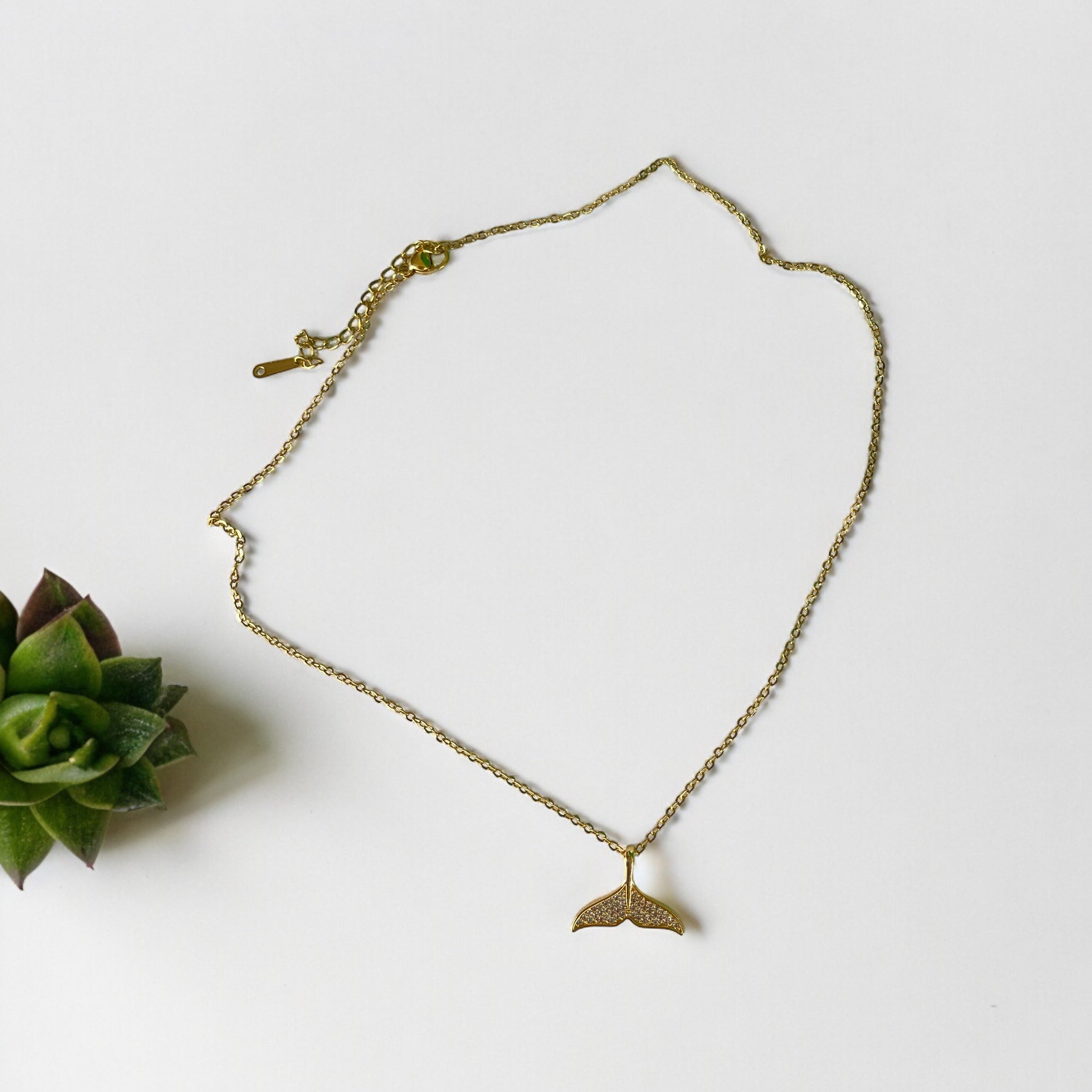 Collier Queue de Baleine